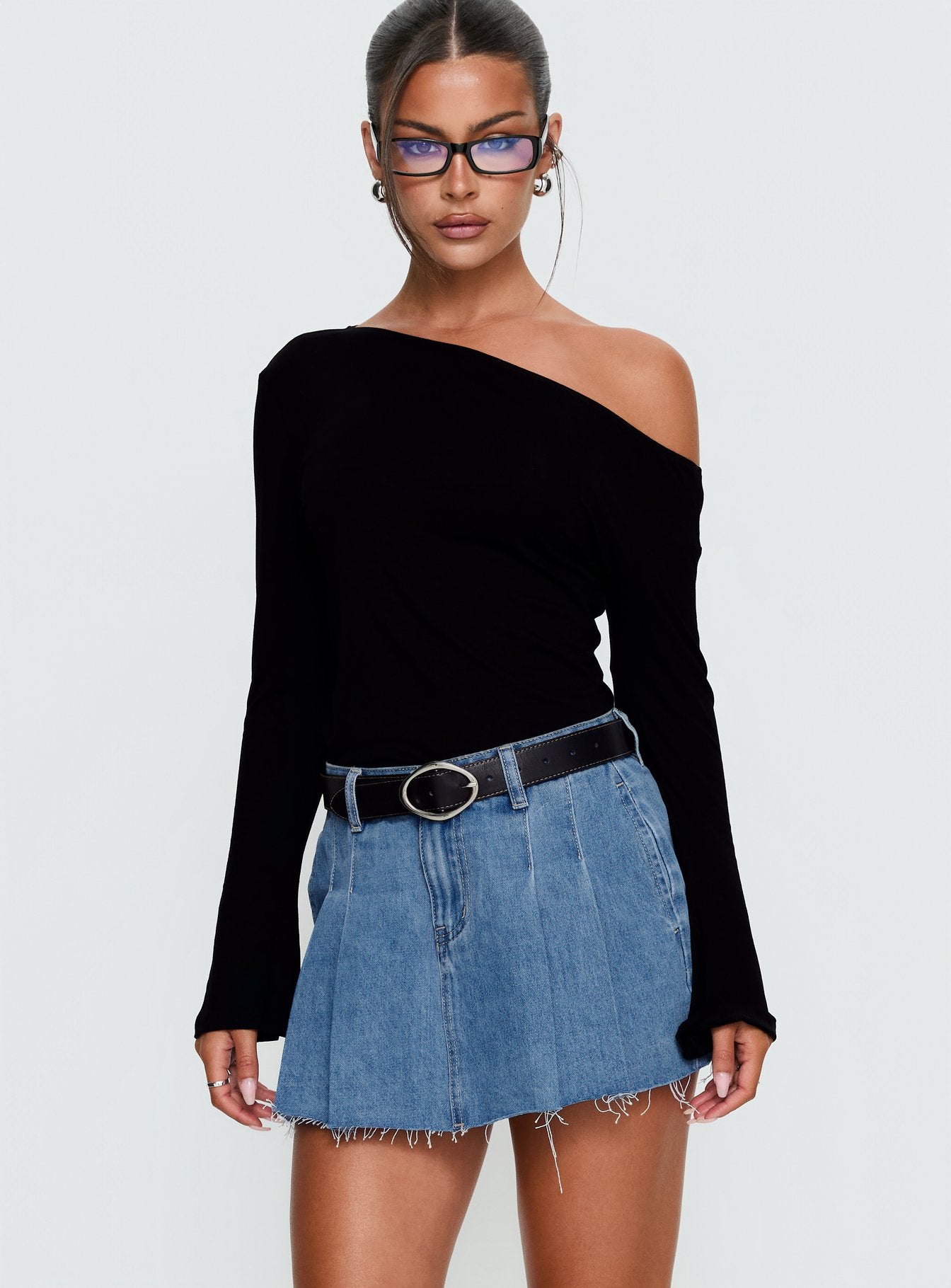 1-modelinfo-olivia-us2_3012309e-d0af-44e9-a368-a2c5f651472f