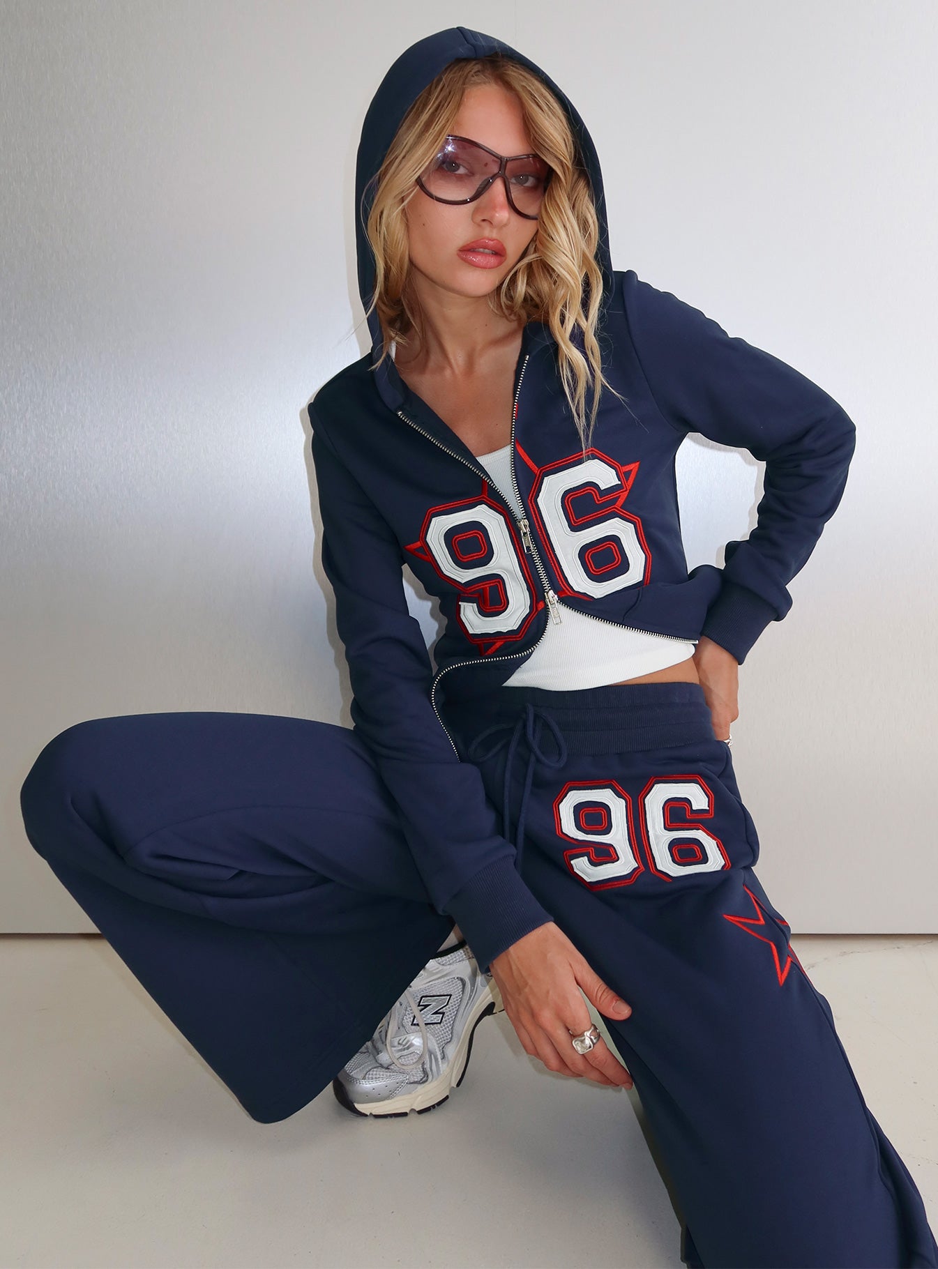 7-modelinfo-nikki-us2_3abb6692-11be-419b-a263-d05a301e5b1e