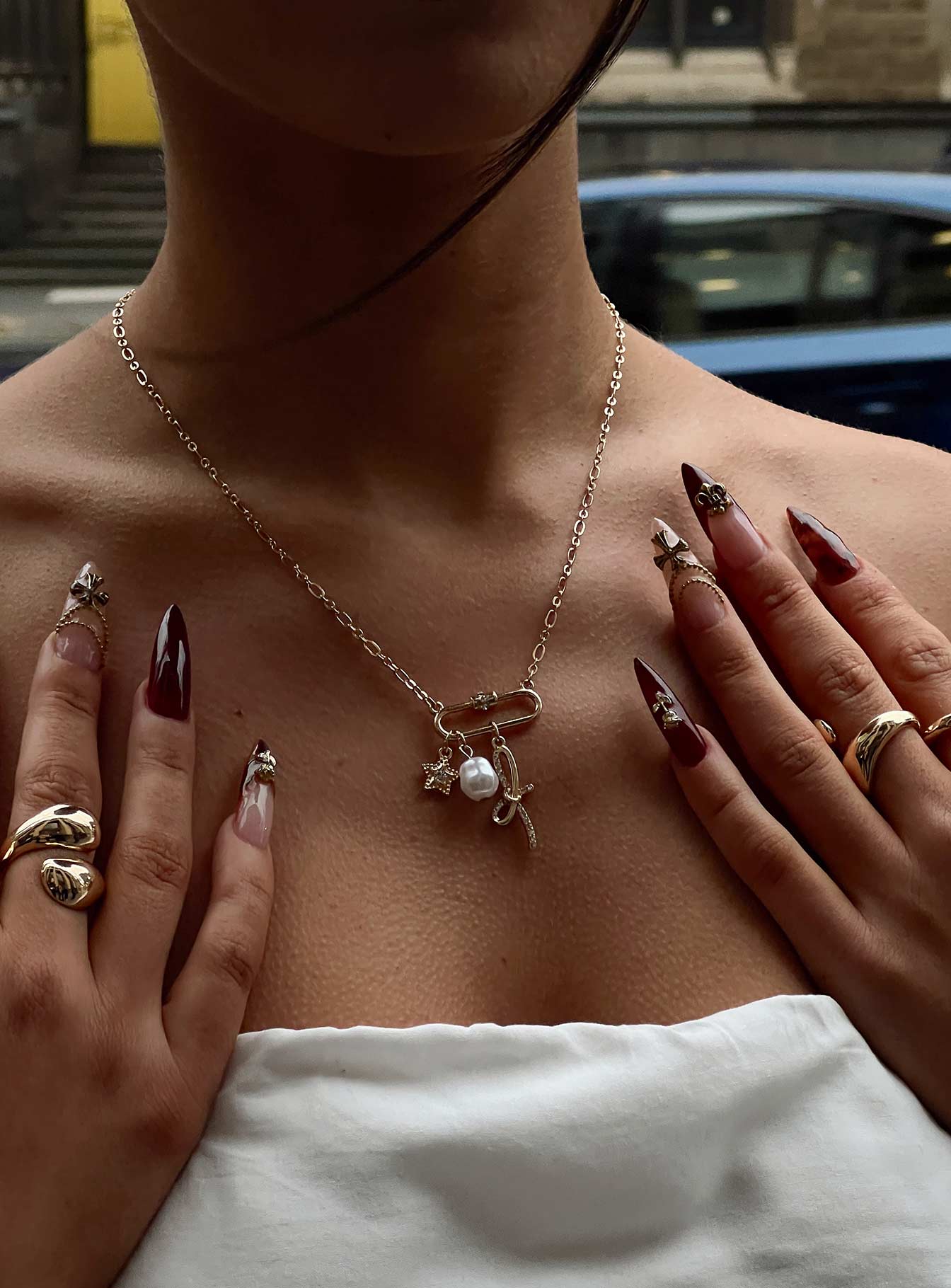 ATTACHMENT-NECKLACE-GOLD