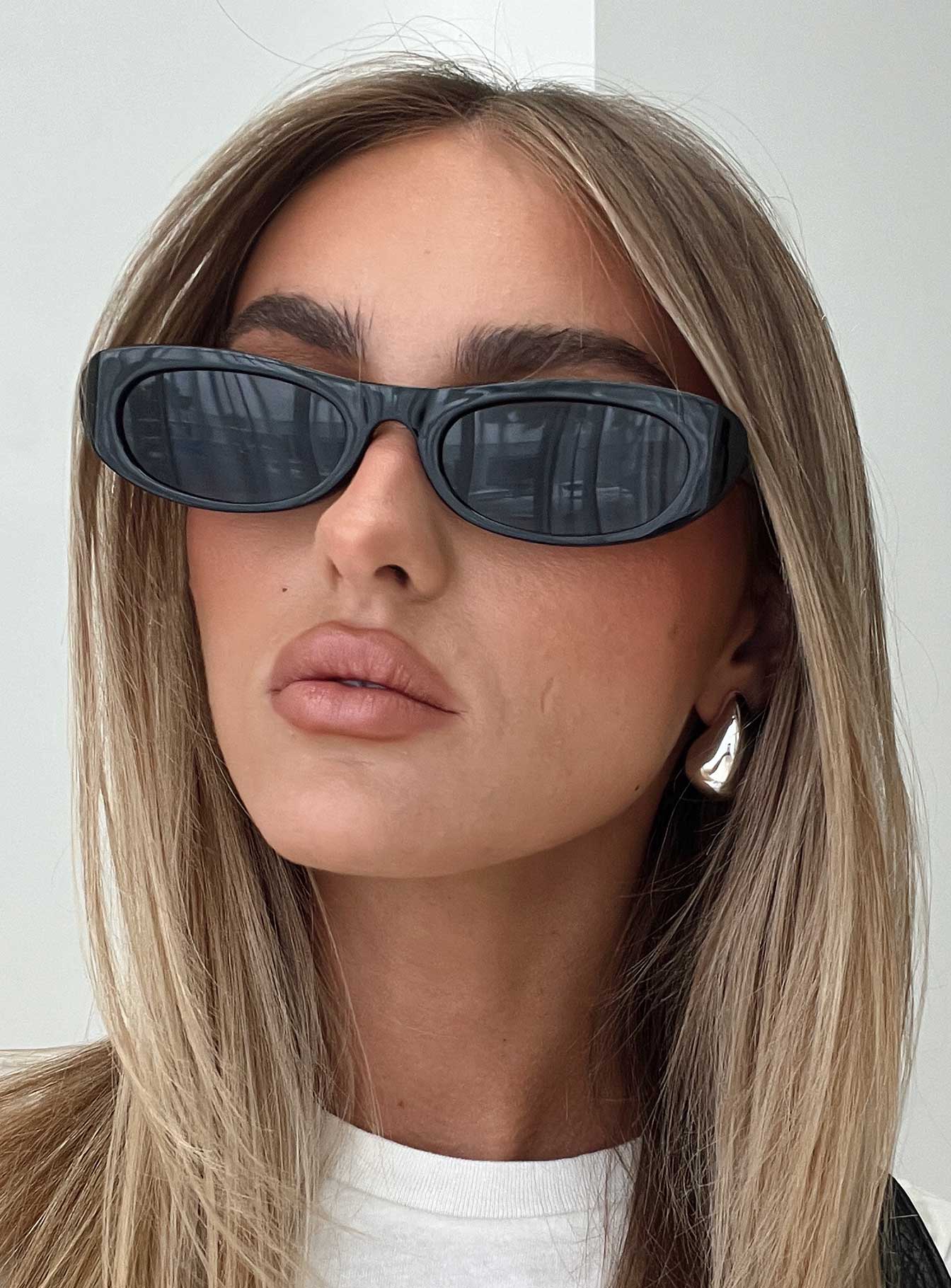 BAD-GIRL-SUNGLASSES-BLACK