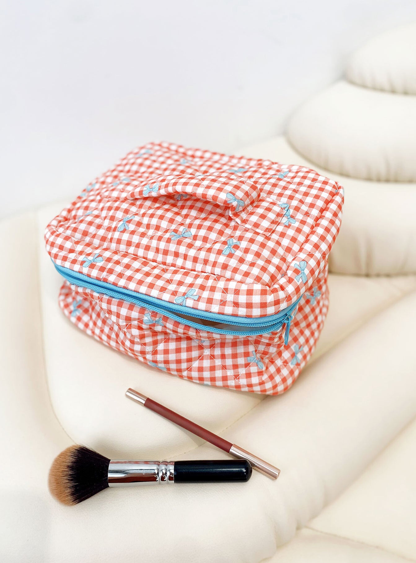 Light-Year-pouch-red-gingham