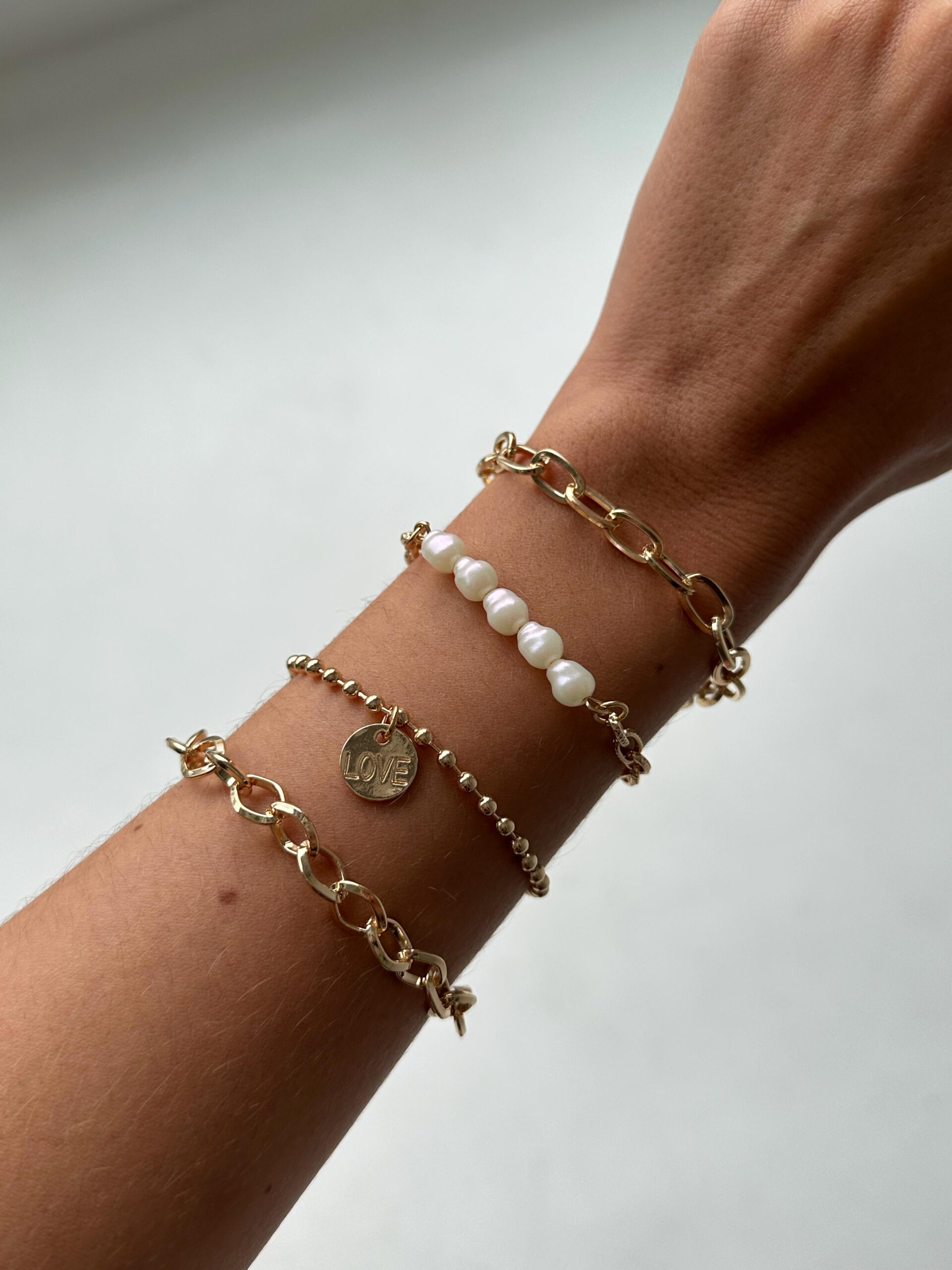Love-_-Let-Go-Bracelet-Set1_18c0cd56-9eda-4673-bc24-00294cd09c8f
