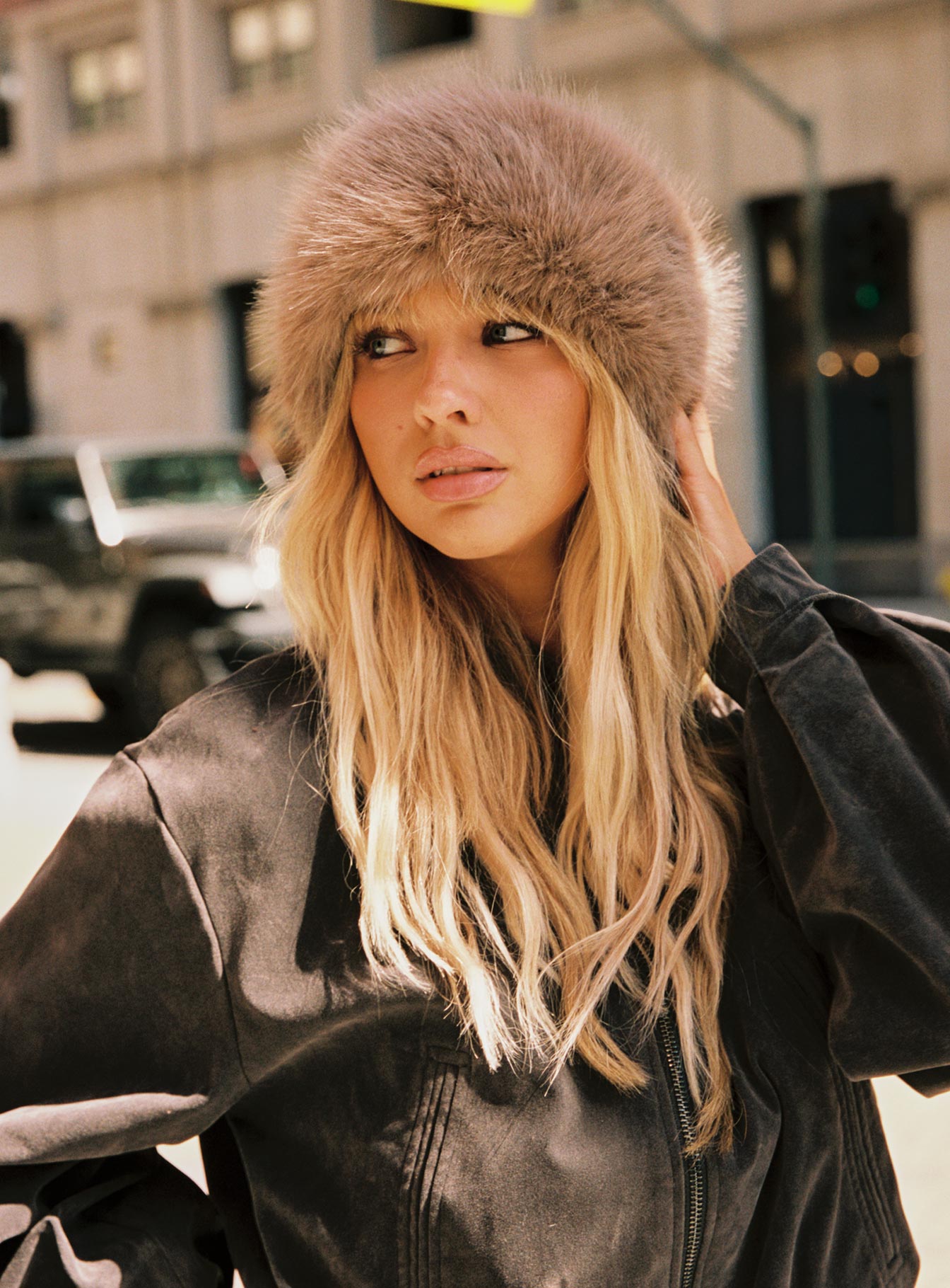 Nephele-Fluffy-Headband-Taupe