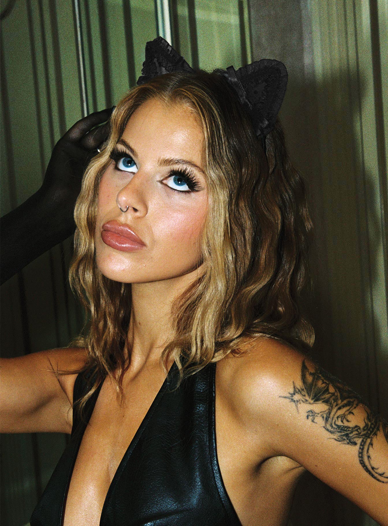 SLY-GUY-CAT-EAR-HEADBAND-BLACK