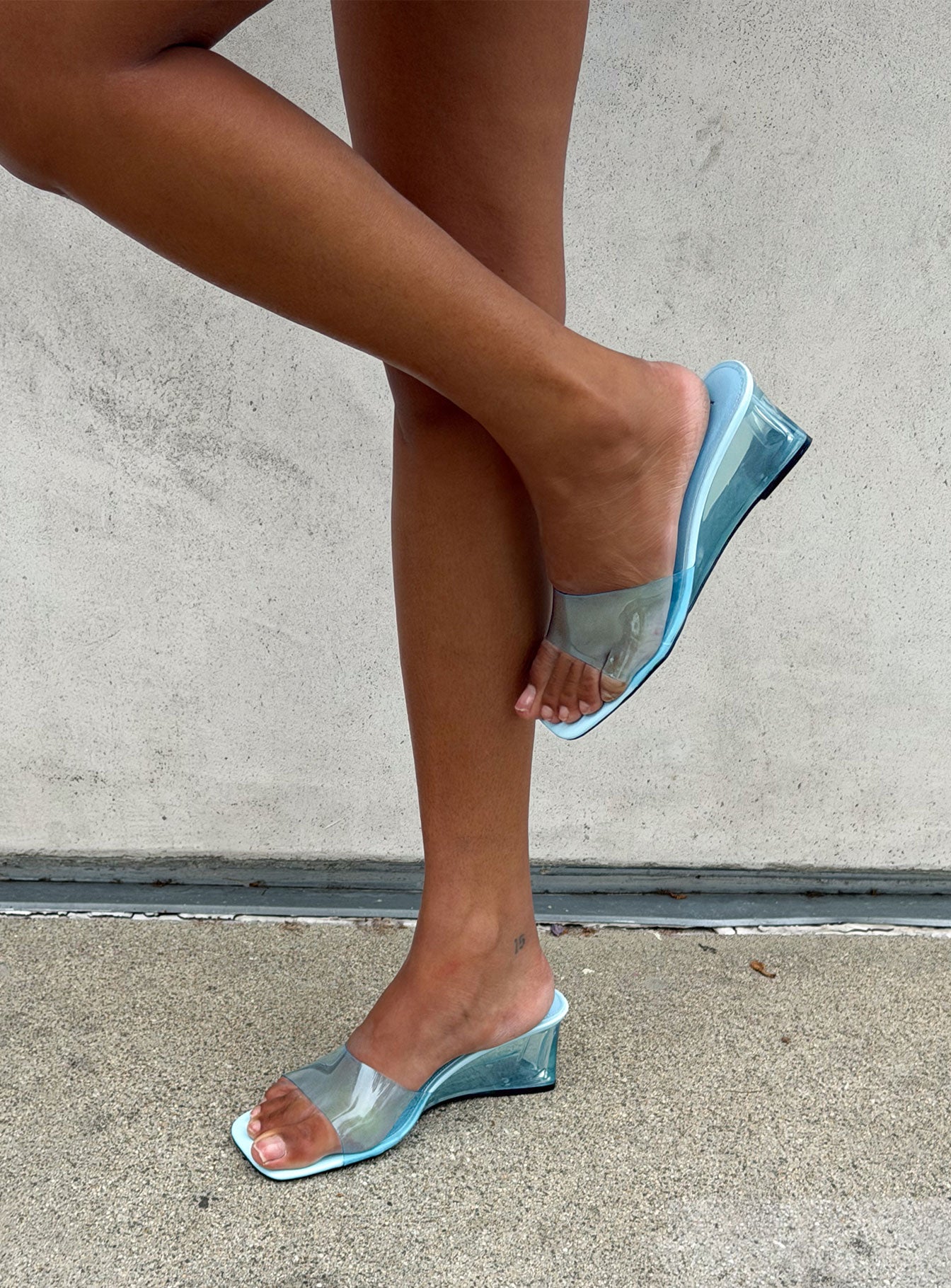 Uchee-Clear-Wedge-Heels-Blue