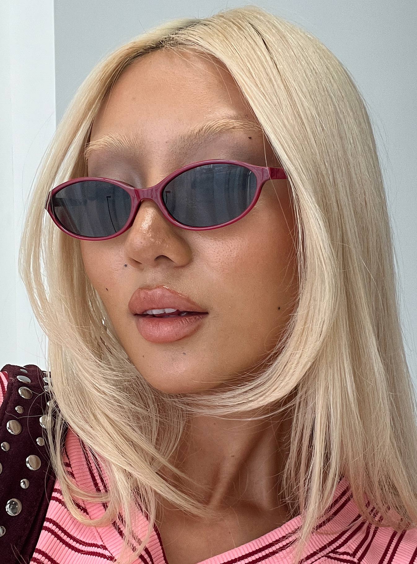 Wonderful-world-sunglasses-plum